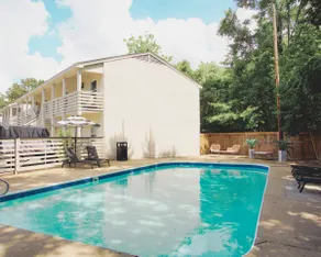 Kid-Friendly 2BR w/ Pool, Walk to beach - Image 5