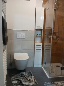 Modern mini room near the city, self check-in, parking - Image 5