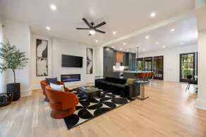 Buckhead Black House~Heated Pool Rooftop Sleeps 12 - Image 3