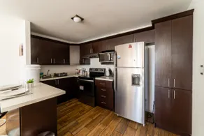 Comfort and Spaciousness in Zona 14 - Image 4