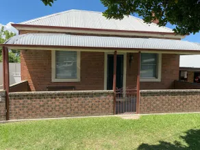 Strawberry Tree Cottage - Image 2