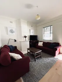 Strawberry Tree Cottage - Image 3