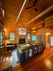 Charming Waterfront Cabin in McKenzie Bridge w/ AC - Image 2
