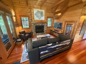 Charming Waterfront Cabin in McKenzie Bridge w/ AC - Image 1