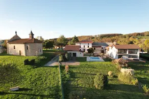 Gîte de la Chapelle - Domaine des étoiles - Image 2
