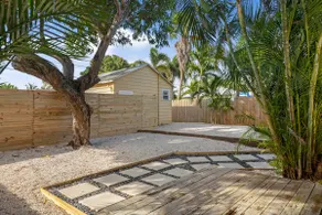 Incredible 3br Home w/Yard near Beach and Downtown - Image 4