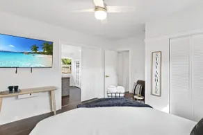 Incredible 3br Home w/Yard near Beach and Downtown - Image 5