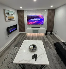 Cozy Stylish Retreat | Air Hockey & Arcade Game - Image 2