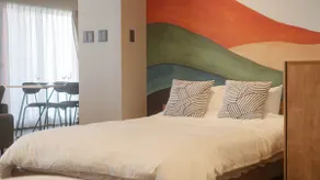 Downtown area 4 minutes on foot from Takasaki Station | Large 70 ㎡ one-floor space | 100-inch 4K projector | Simmons bed - Image 2
