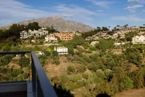 Stunning views of mountains, sea, golf and lake - Image 4