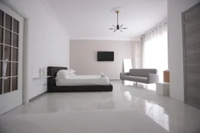 Dream on the Blue House - Image 2