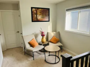 Private Brantford Home ~ Relax & Unwind in Comfort - Image 3