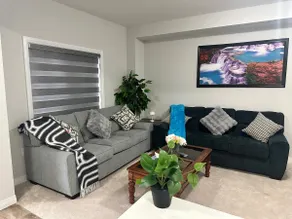 Private Brantford Home ~ Relax & Unwind in Comfort - Image 5