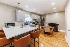 4BR Boston | In-Unit Laundry | Fits 7 - Image 4