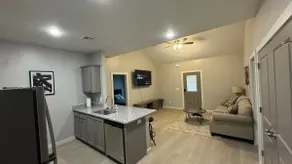 Modern Home for rent, SuperHost! - Image 5