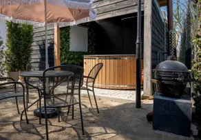 Cozy cabin with private Jacuzzi near by Rotterdam - Image 3