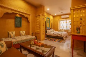 Goldan Courtyard Suite - Image 2