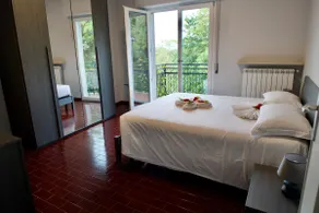 Spacious and bright apartment - parking space and WiFi - Image 4