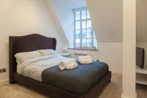 Apartment-Private Bathroom - Image 3