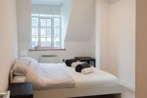 Apartment-Private Bathroom - Image 4