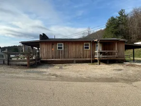 Pet Friendly Cabin | Near Hocking Hills with WIFI - Image 4