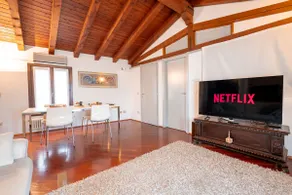 Central View, Cozy Elegant + Rooftop - Image 3