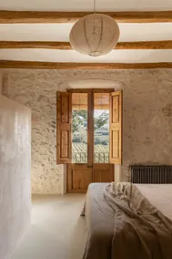 Boutique Manor house, vineyard, pool 35' Barcelona - Image 2