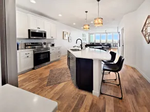 Sunset Shores 4BR Lake Escape Family Friendly - Image 3