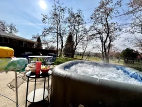 Park side, Pets, 420, Hot Tub, Quiet, 1Gb Internet - Image 2