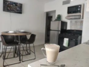 Warm apartment, renovated, quiet and central - Image 3
