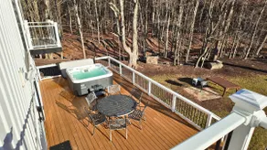 Catskills Escape! Hot Tub, Massage Chairs & Games - Image 5
