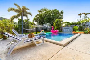 Trinity Oasis Luxury Home Trinity Beach - Image 3