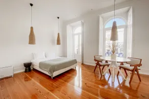 5 Bedroom Apartment in Downtown Santarém - Image 3