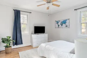 Bright & Spacious | Fenced Yard | Close to 295 - Image 4