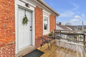 Little City Brick Apt B - Downtown Vergennes - Image 4