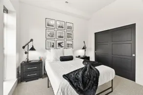 Modern Luxury - 3 Bed in the Heart of Downtown! - Image 5