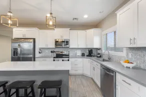 Cozy Home w/ Superstition Mountain Views - Image 4