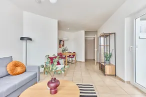 Rosalia – Balcony & Parking for Family & Business - Image 4