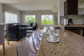 Modern 4BR, 200 Mts Eagle Beach - Image 4