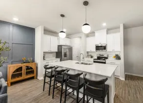 The Mark, B/CS - Luxurious Condo - New Listing - Image 5