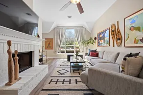 Artist Retreat at Cypress Creek - Hotub - Sleeps 9 - Image 3