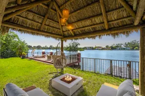 Waterfront Jungle House, Heated, Kayaks & Sunset - Image 2