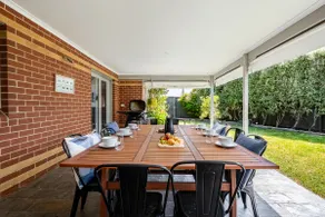 Spacious Pet Friendly Ping Pong Table - Image 4