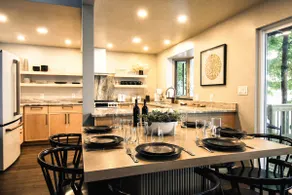 Sun-Soaked Lakefront | Nordic Sauna & Wine Country - Image 3