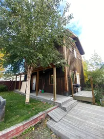 Located in Downtown Whitehorse - Treehouse - Image 2