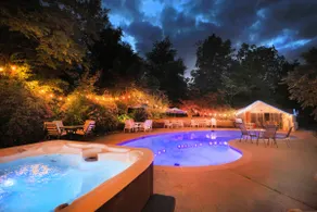 Estate Pool, Hot Tub Pets Retreat 1 Hr NYC Firepit - Image 5