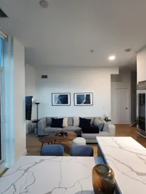 The Luxe Penthouse Fort York - Image 3