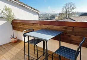 *Downtown*4 people*Terrace*Air conditioning*Near train station* - Image 5