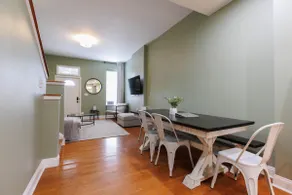 6 beds | 4 bedrooms | 3. 5 bathrooms | Townhouse - Image 2