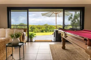 The Old Peach Farm - pool table, spa, views ! - Image 2